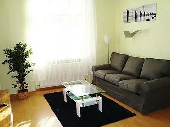 Apartment Favoritenstrasse